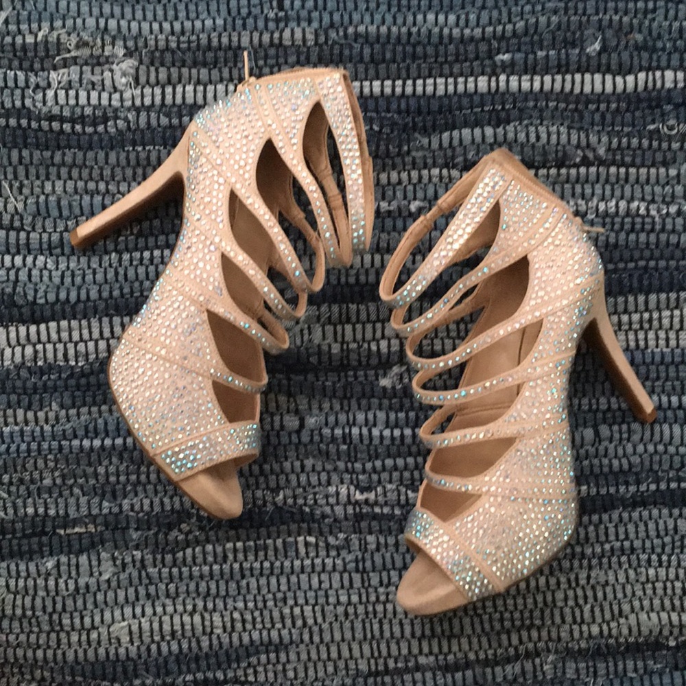 Beautiful iridescent jeweled embezzled heels